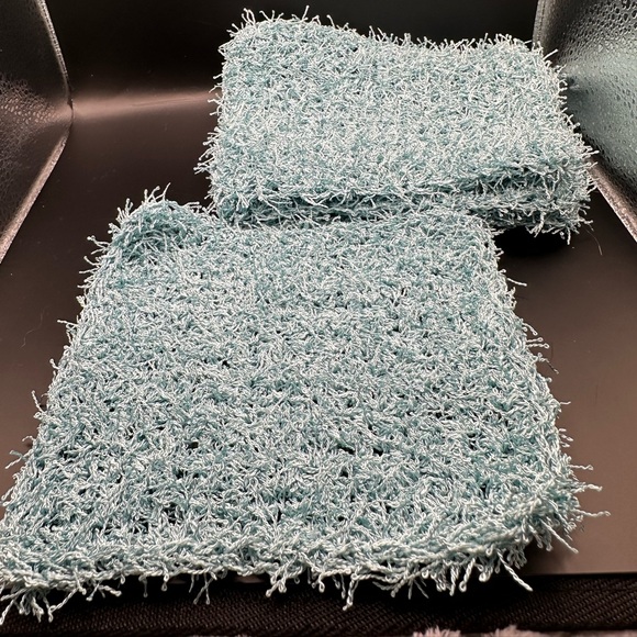 Scrubby small dishcloths - Picture 3 of 4